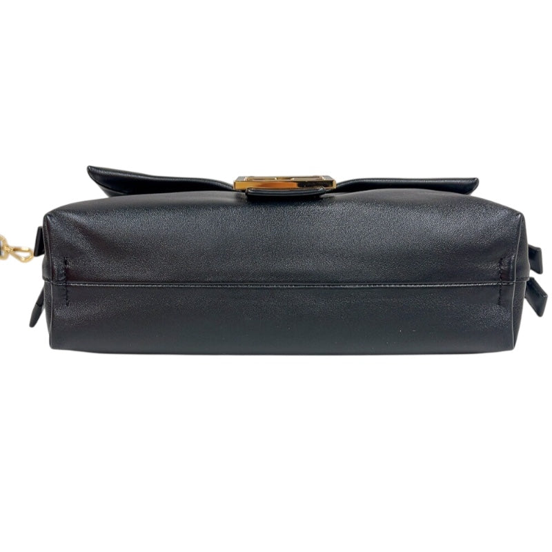 フェンディ FENDI マンマバケットミディアム 8BR833 ブラック　ゴールド金具 ナッパレザー レディース ショルダーバッグ