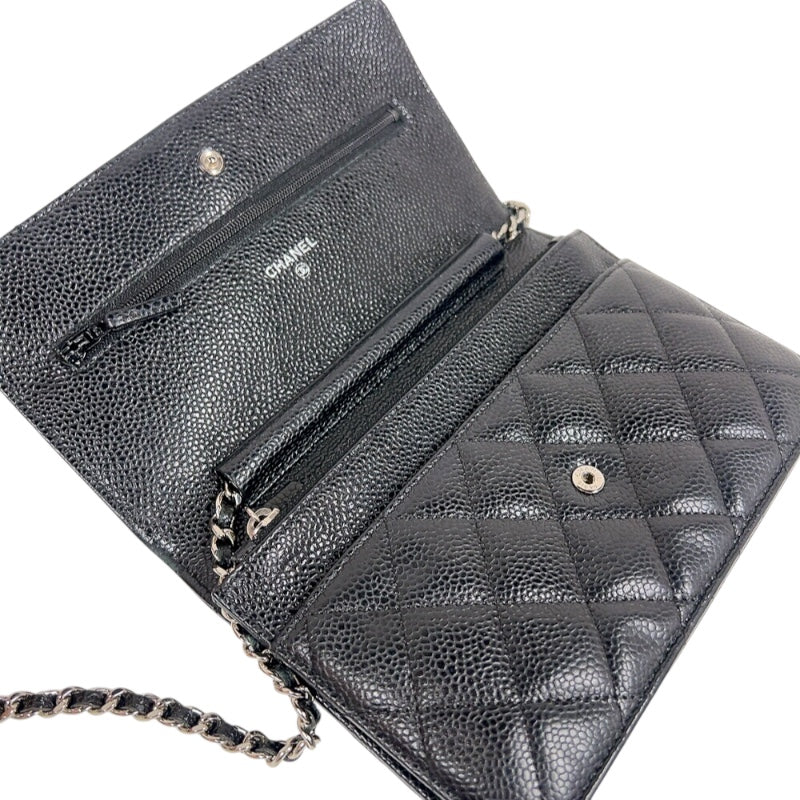 シャネル CHANEL マトラッセ チェーンウォレット A33814 ブラック　シルバー金具 キャビアスキン レディース ショルダーバッグ