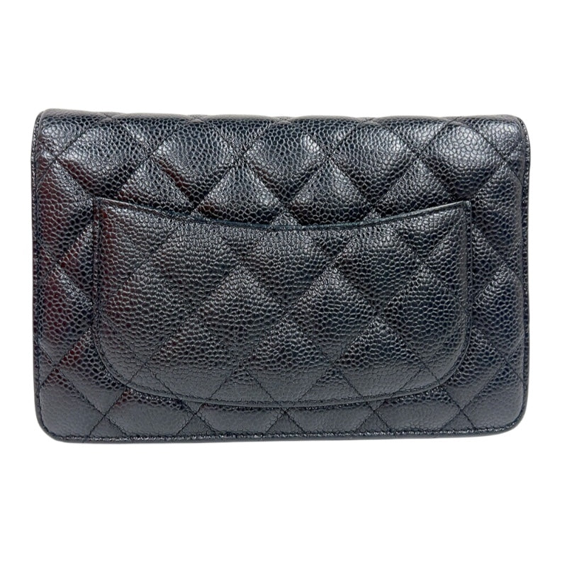 シャネル CHANEL マトラッセ チェーンウォレット A33814 ブラック　シルバー金具 キャビアスキン レディース ショルダーバッグ