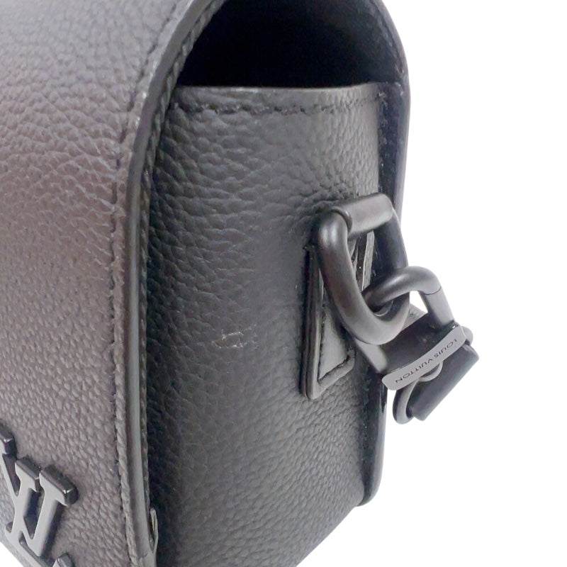 ルイ・ヴィトン LOUIS VUITTON ファストライン・ウェアラブル ウォレット M82085 ブラック アエログラム メンズ ショルダーバッグ