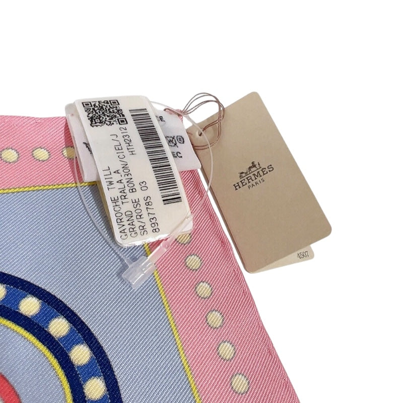 エルメス HERMES ガヴロッシュ 45 《グラン・トゥラララ》 H893778S 03 ローズ・ボンボン/シエル/イエロー シルク レディース スカーフ