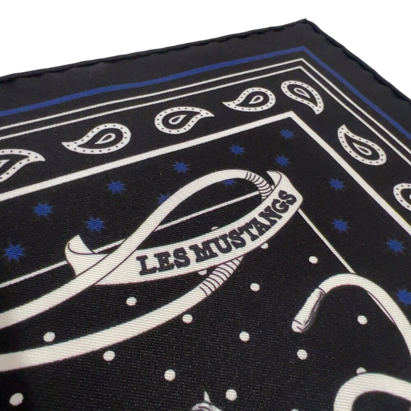 エルメス HERMES カレ55　野生馬　Les Mustangs Bandana ノワール/ブラン/マリン シルク レディース スカーフ