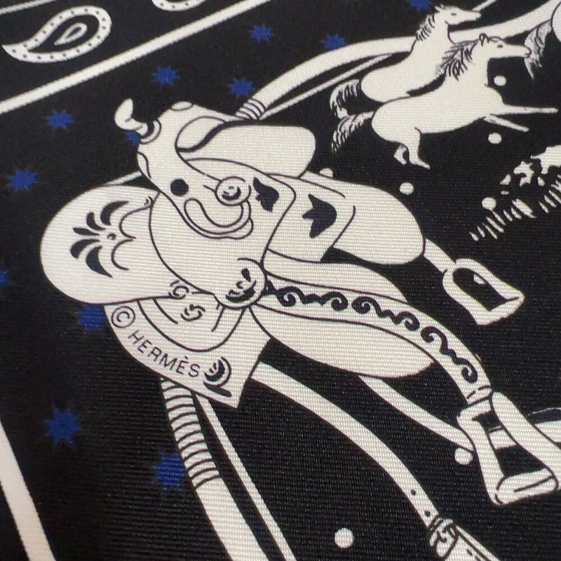 エルメス HERMES カレ55　野生馬　Les Mustangs Bandana ノワール/ブラン/マリン シルク レディース スカーフ