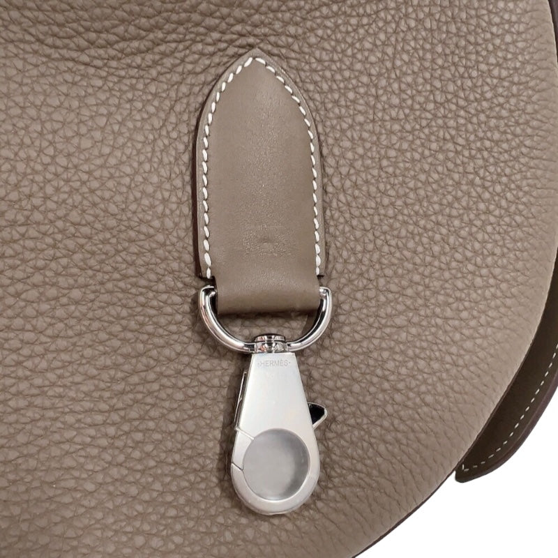 エルメス HERMES プティアルソン W刻印　(2024年製) エトゥープ　シルバー金具 トゴ ユニセックス ショルダーバッグ