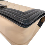 シャネル CHANEL ボーイシャネル25 ベージュ　シルバー金具 レザー レディース ショルダーバッグ