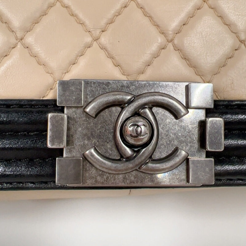 シャネル CHANEL ボーイシャネル25 ベージュ　シルバー金具 レザー レディース ショルダーバッグ