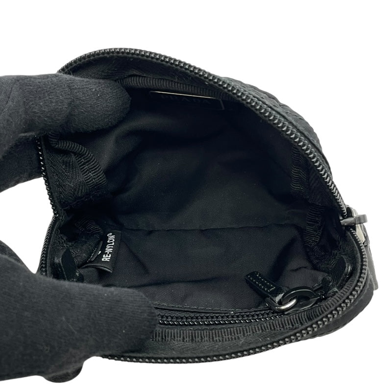 プラダ PRADA トライアングルロゴポーチ ブラック ナイロン ユニセックス ポーチ