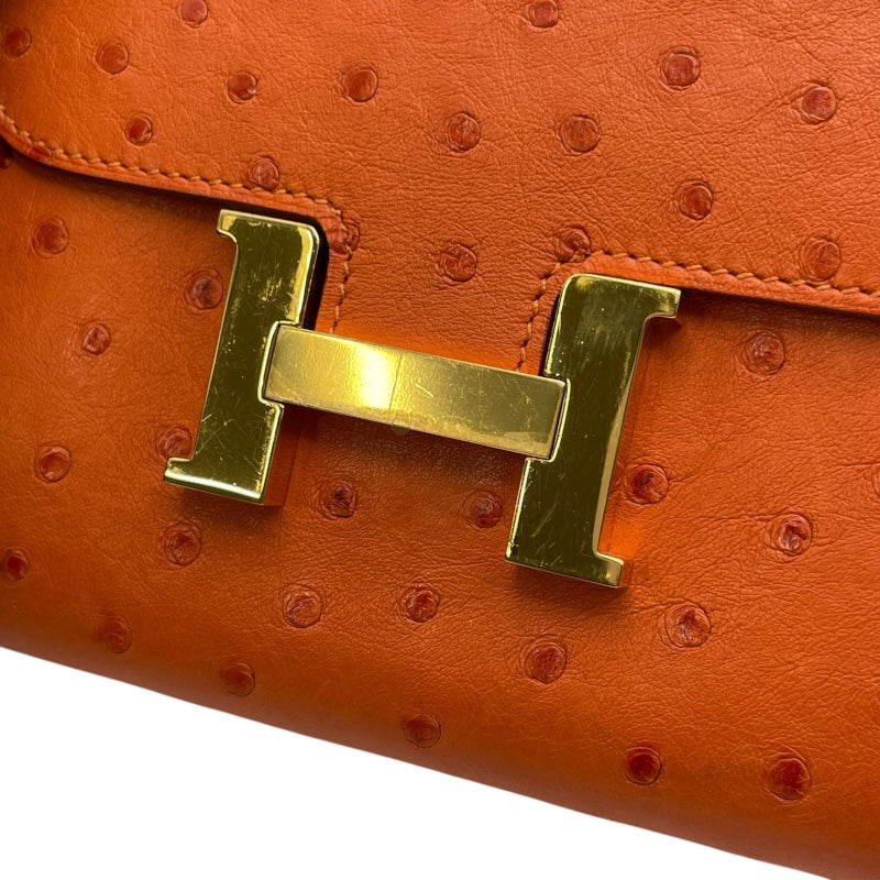 エルメス HERMES コンスタンス コンパクト A刻印（2017年製) オレンジ　ゴールド金具 オーストリッチ レディース 二つ折り財布