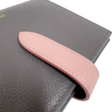 セリーヌ CELINE ミディアムストラップウォレット 10B643 グレー/ピンク グレインカーフ レディース 二つ折り財布