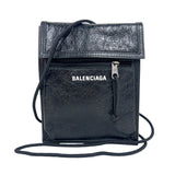 バレンシアガ BALENCIAGA エクスプローラーポーチ 532398 ブラック レザー メンズ ショルダーバッグ