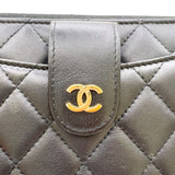 シャネル CHANEL マトラッセフォンカードケース AP2536 ブラック　ゴールド金具 ラムスキン レディース カードケース