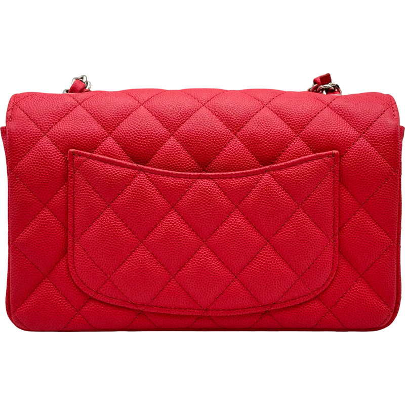 シャネル CHANEL ミニマトラッセ20 A69900 25番台 レッド シルバー金具