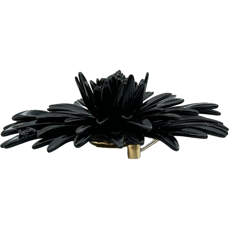 【美品】【シャネル】 CHANEL ブラック・ホワイトフラワーブローチ シャネル CHANEL フラワーモチーフブローチ ブラック レジン/ゴールド