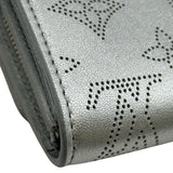 ルイ・ヴィトン LOUIS VUITTON ポルトフォイユ・イリス コンパクト M26706 シルバー マヒナ レディース 二つ折り財布