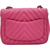 シャネル CHANEL ミニマトラッセ18シェブロン A35200 30番台 ピンク シルバー金具 ラムスキン レディース ショルダーバッグ