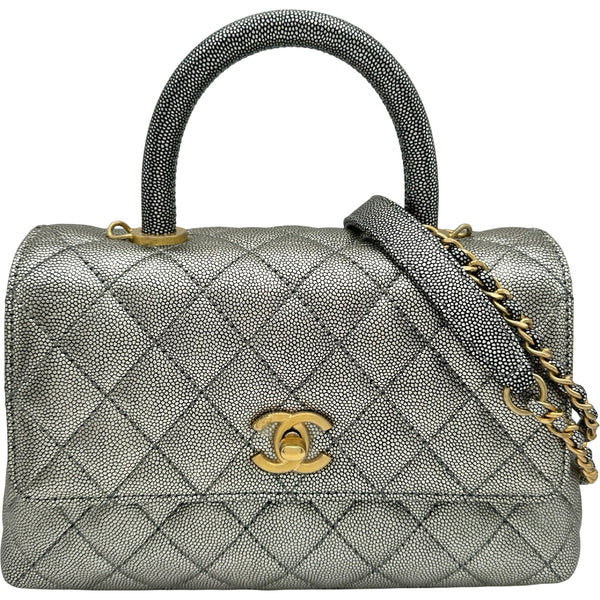 CHANEL ココハンドル XS 24 シルバー マトラッセ キャビアスキン シャネル CHANEL ココハンドルXS A92990 シルバー ゴールド金具