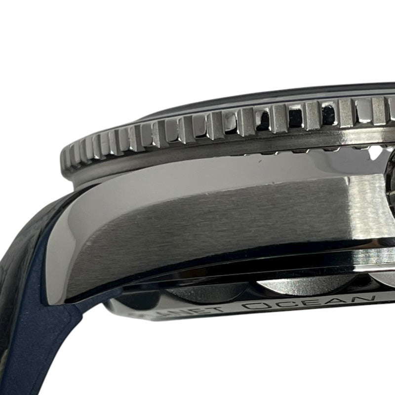 オメガ OMEGA シーマスター プラネットオーシャン 600M コーアクシャル マスター クロノメーター 215.30.44.21.03.001 ブルー SS/ラバーベルト 自動巻き メンズ 腕時計