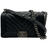 シャネル CHANEL ボーイシャネル25 Vステッチ A67086 26番台 ブラック/シルバー金具 カーフ レディース ショルダーバッグ