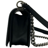 シャネル CHANEL ボーイシャネル25 Vステッチ A67086 26番台 ブラック/シルバー金具 カーフ レディース ショルダーバッグ