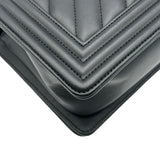 シャネル CHANEL ボーイシャネル25 Vステッチ A67086 26番台 ブラック/シルバー金具 カーフ レディース ショルダーバッグ