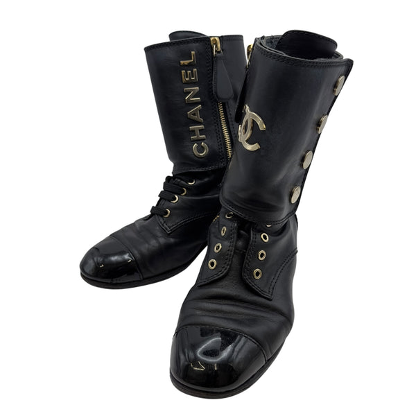 シャネル CHANEL ココマークエナメルトゥショートブーツ G35229