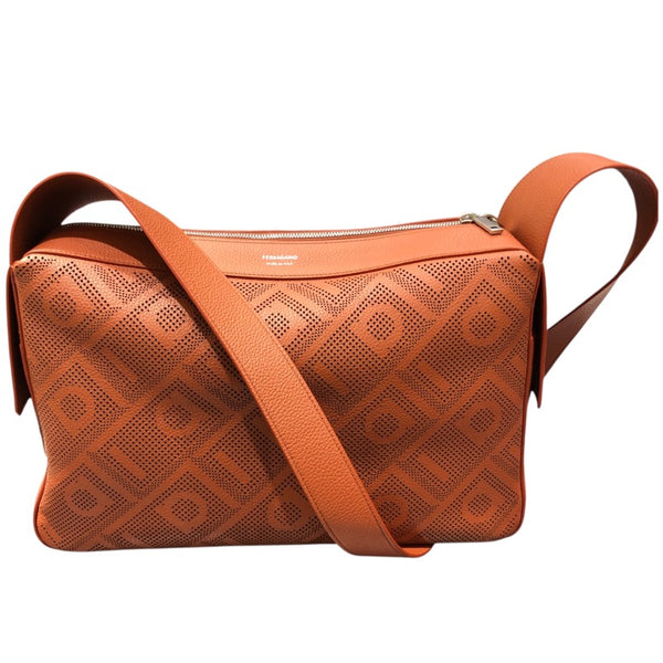 サルヴァトーレ・フェラガモ Salvatore Ferragamo ガンチーニ柄ショルダーバッグ オレンジ レザー メンズ ショルダーバッグ
