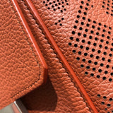 サルヴァトーレ・フェラガモ Salvatore Ferragamo ガンチーニ柄ショルダーバッグ オレンジ レザー メンズ ショルダーバッグ