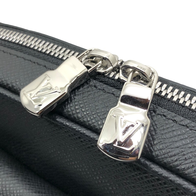 ルイ・ヴィトン LOUIS VUITTON アウトドアメッセンジャーPM M30233