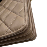 シャネル CHANEL マトラッセショルダーバッグ AP3928 ベージュ ゴールド金具 カーフスキン レディース ショルダーバッグ