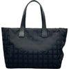 シャネル CHANEL ニュートラベルライントートMM A15991 12番台 ブラック ゴールド金具 ナイロンジャガード レディース トートバッグ
