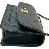 シャネル CHANEL マトラッセミニフラップショルダーバッグ ブラック ゴールド金具 ラムスキン レディース ショルダーバッグ