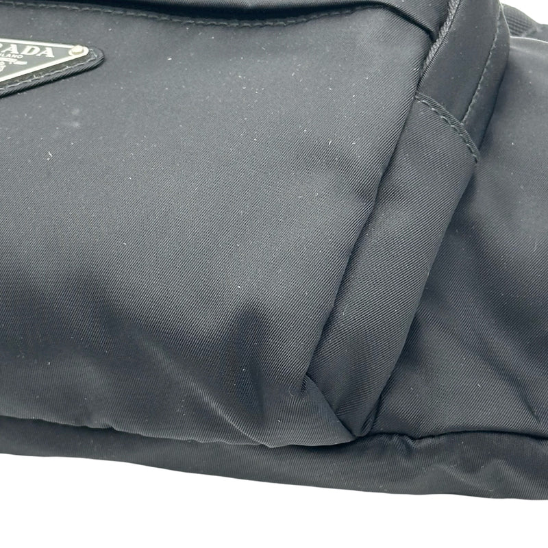 プラダ PRADA トライアングルロゴ ボディバッグ 2VL005 ブラック