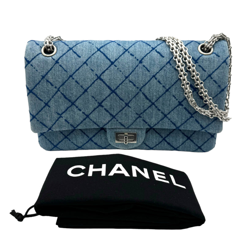 シャネル CHANEL 2.55 ラージチェーンショルダー A37587 デニムブルー シルバー金具 デニム レディース ショルダーバッグ |  中古ブランドリユースショップ OKURA(おお蔵)