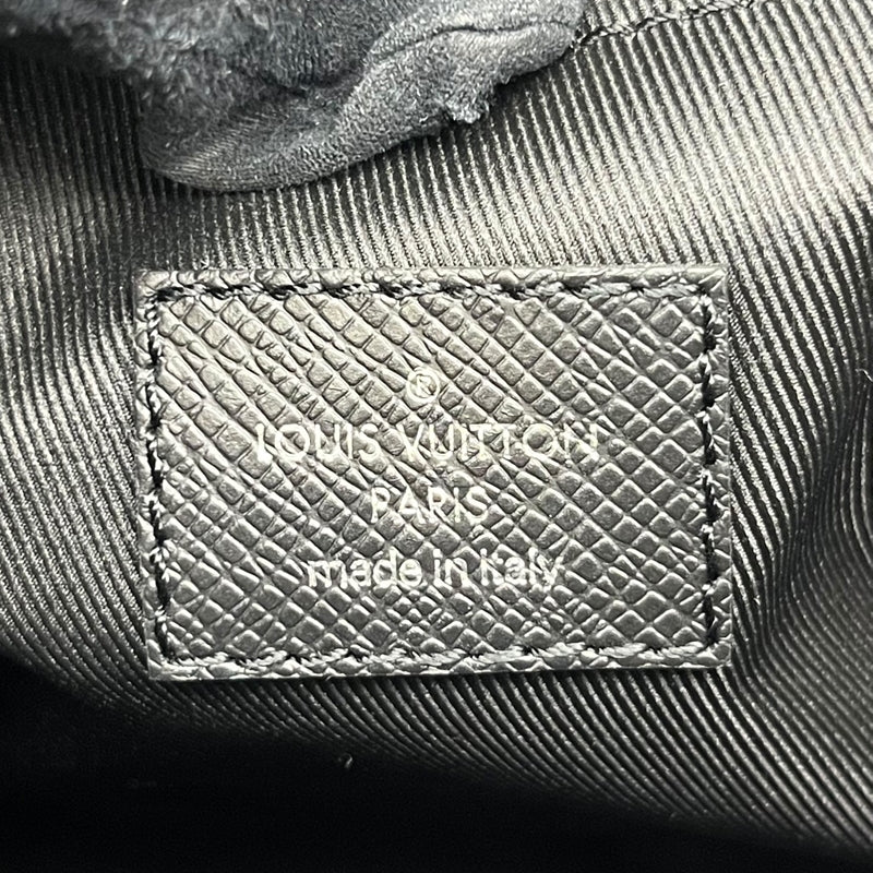 ルイ・ヴィトン LOUIS VUITTON アウトドア メッセンジャーPM M30233 タイガラマ・キャンバス/レザー メンズ ショルダーバッグ