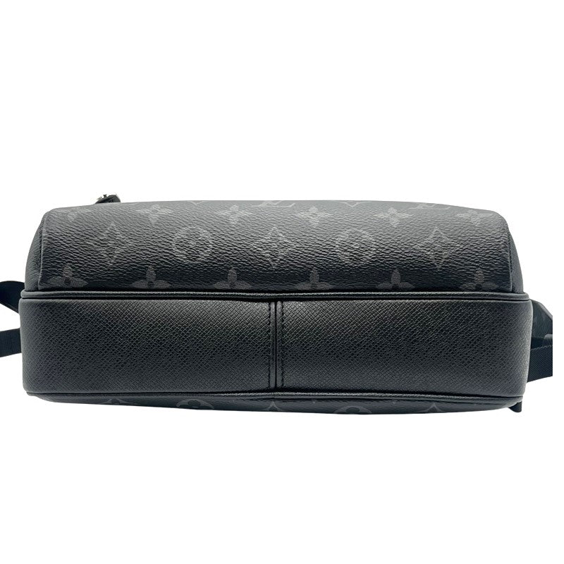 ルイ・ヴィトン LOUIS VUITTON アウトドア メッセンジャーPM M30233 タイガラマ・キャンバス/レザー メンズ ショルダーバッグ