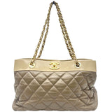 シャネル CHANEL マトラッセ チェーントート ベージュ×クレージュ ゴールド金具 ラムスキン レディース トートバッグ
