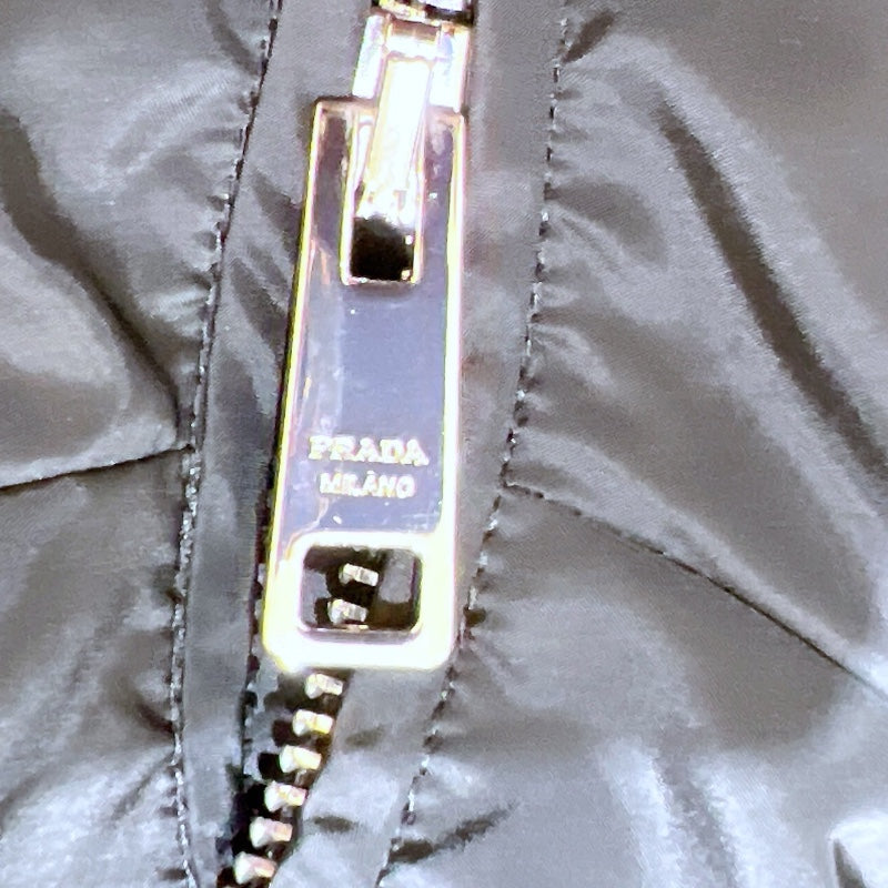プラダ PRADA トライアングルロゴナイロンジャケット 2023年 SGN998 ブラック ナイロン メンズ ナイロンジャケット