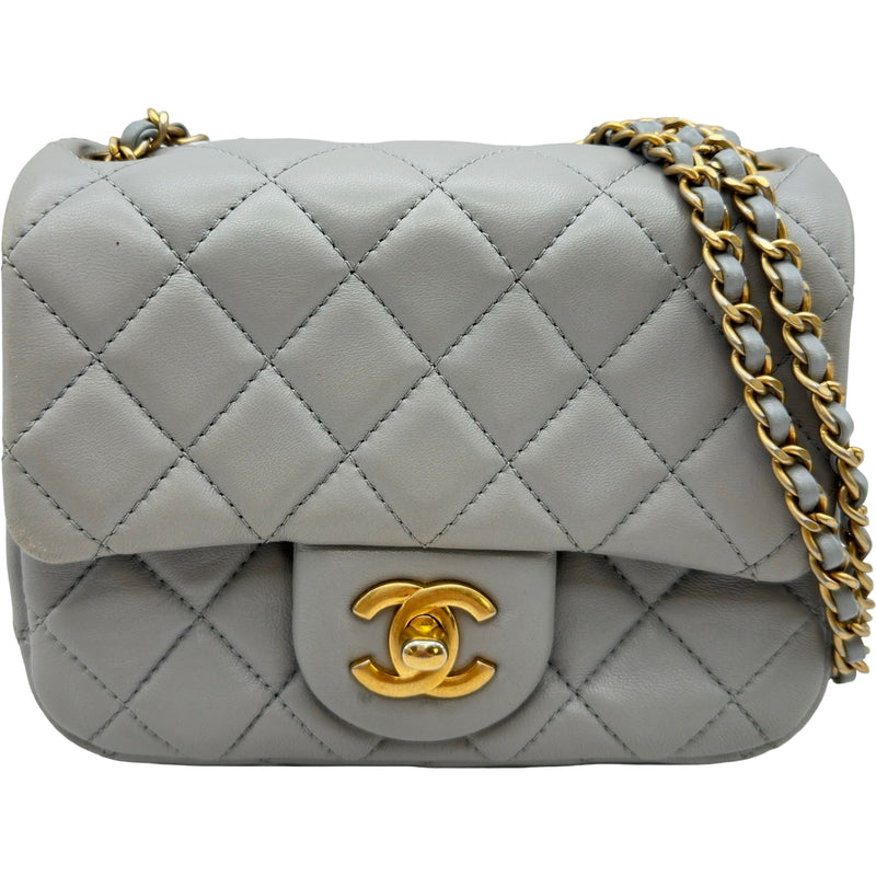 シャネル CHANEL ミニマトラッセ ボールチェーン AS1786 29番台 ライト