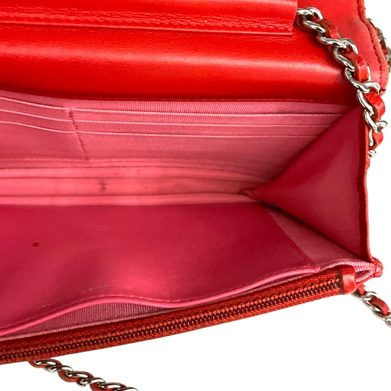 シャネル CHANEL ﾏﾄﾗｯｾﾁｪｰﾝｳｫﾚｯﾄ A33814 レッド ラムスキン レディース ショルダーバッグ