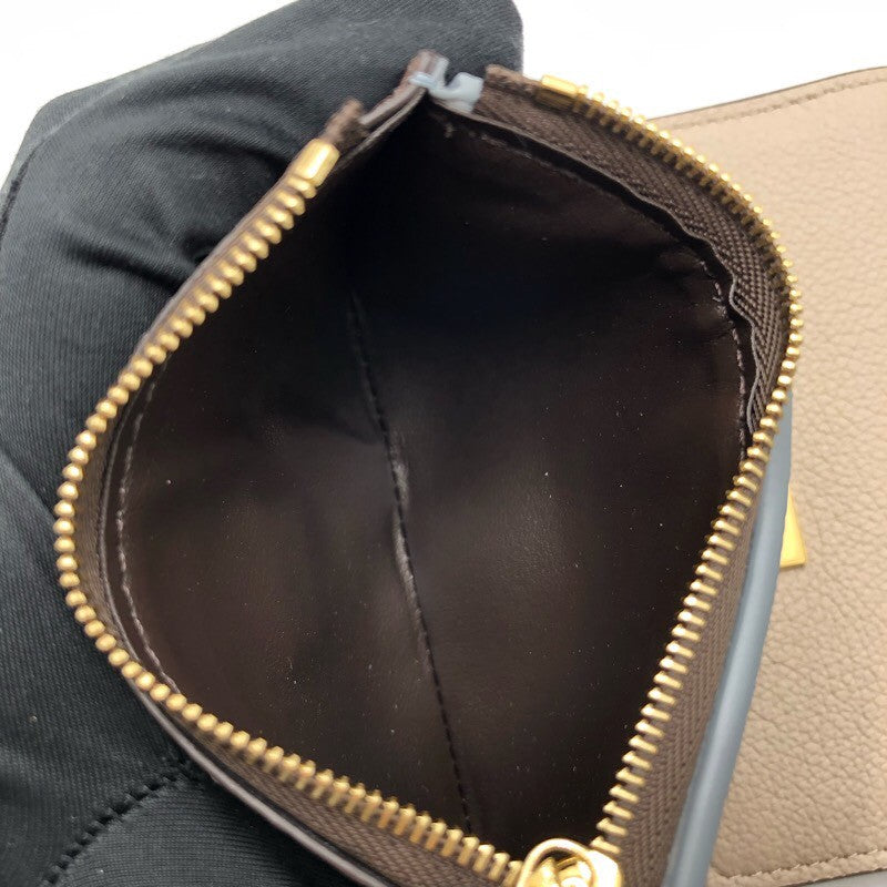 ルイ・ヴィトン LOUIS VUITTON ポルトフォイユ・ヴィクトリーヌ M82398 グレージュ/GD金具 モノグラム レディース 三つ折り財布