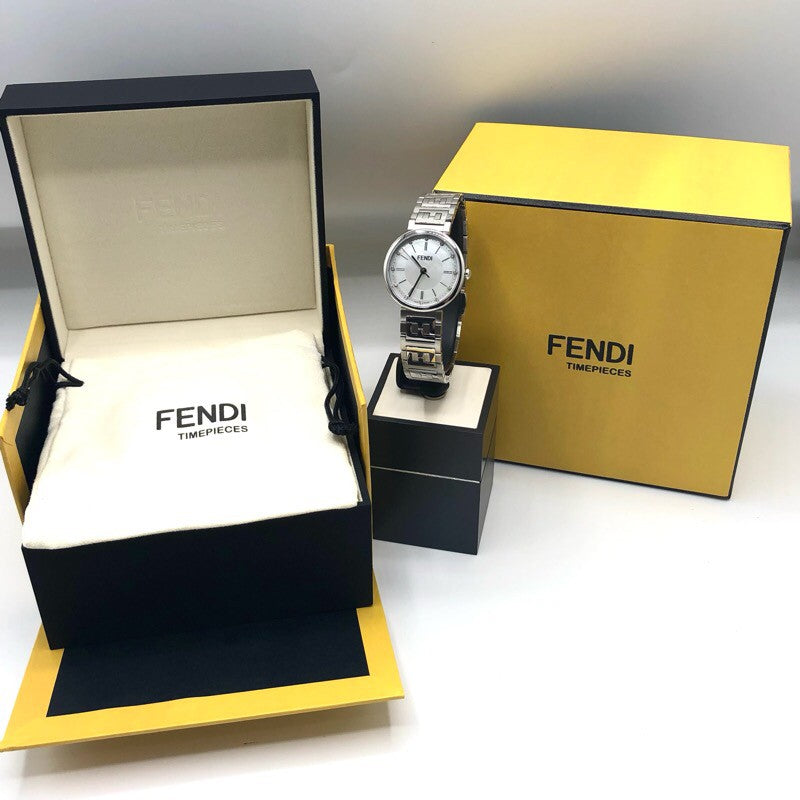 フェンディ FENDI レディースウォッチ ホワイト ステンレススチール クオーツ レディース 腕時計
