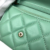 シャネル CHANEL マトラッセチェーンカードケース AP0238 グリーン ゴールド金具 ラムスキン レディース ショルダーバッグ