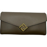 フェンディ FENDI FFダイヤモンドチェーンウォレット 8M0365 ALV4-249-1835 ベージュ ゴールド金具 レザー レディース 長財布