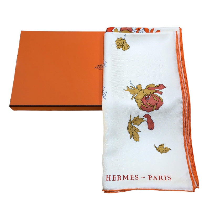 エルメス HERMES カレ140 ホワイト・ROBE LEGERE カシミヤ カシミア70％/シルク30％ ユニセックス スカーフ |  中古ブランドリユースショップ OKURA(おお蔵)