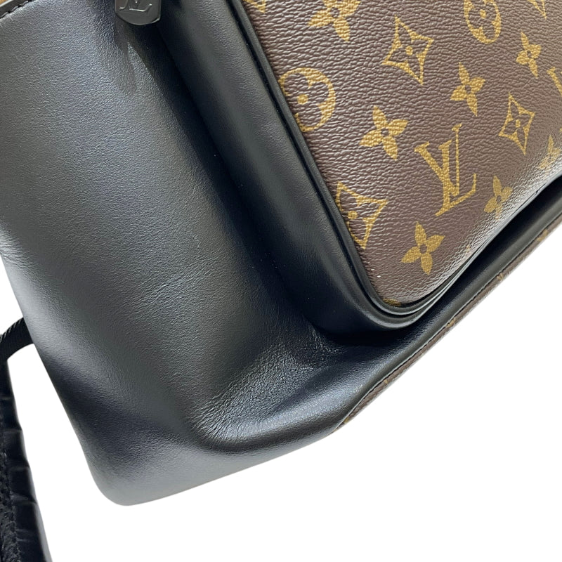 ルイ・ヴィトン LOUIS VUITTON ディーンバックパック M45335
