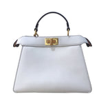 フェンディ FENDI ピーカブーアイシーユースモール 8BN327 ホワイト/ゴールド金具 カーフ レディース ショルダーバッグ