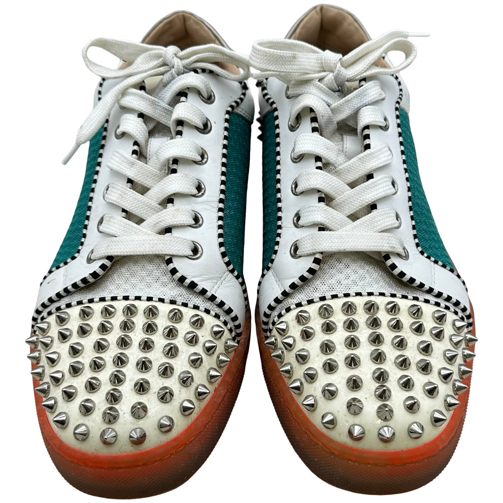 クリスチャン・ルブタン Christian louboutin スタッズ ローカット