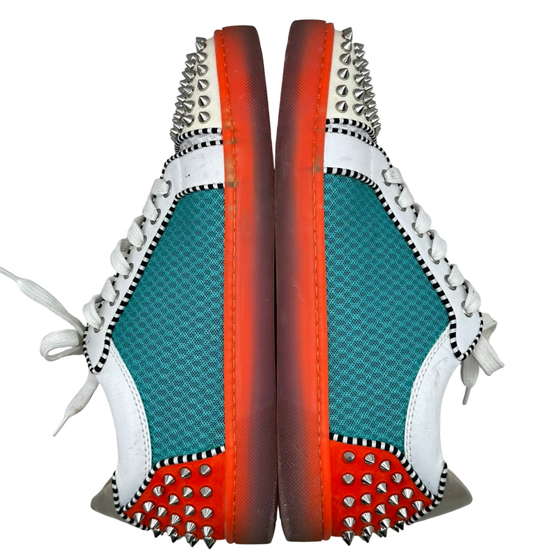 クリスチャン・ルブタン Christian louboutin スタッズ ローカット
