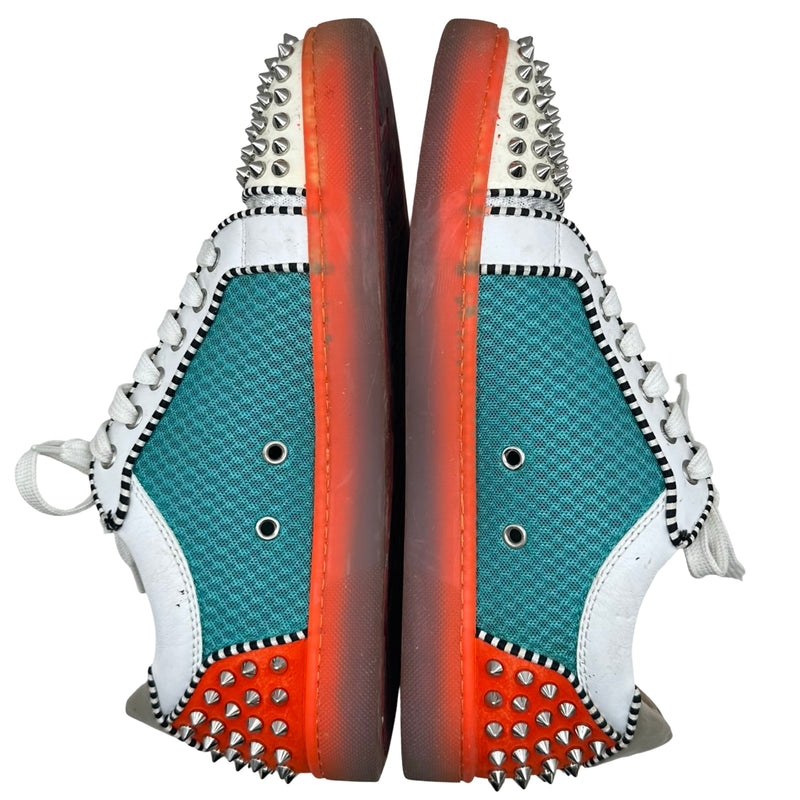 クリスチャン・ルブタン Christian louboutin スタッズ ローカット