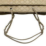 シャネル CHANEL ココマークマトラッセラージショッピングトート A91046 ベージュ ゴールド金具 キャビアスキン レディース トートバッグ